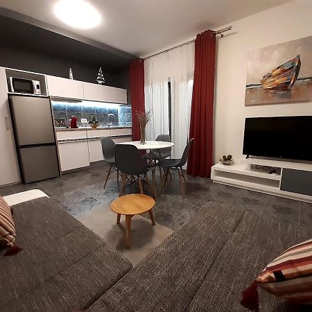 Solis Adriaticum Apartments Jasenice  Eksteriør billede