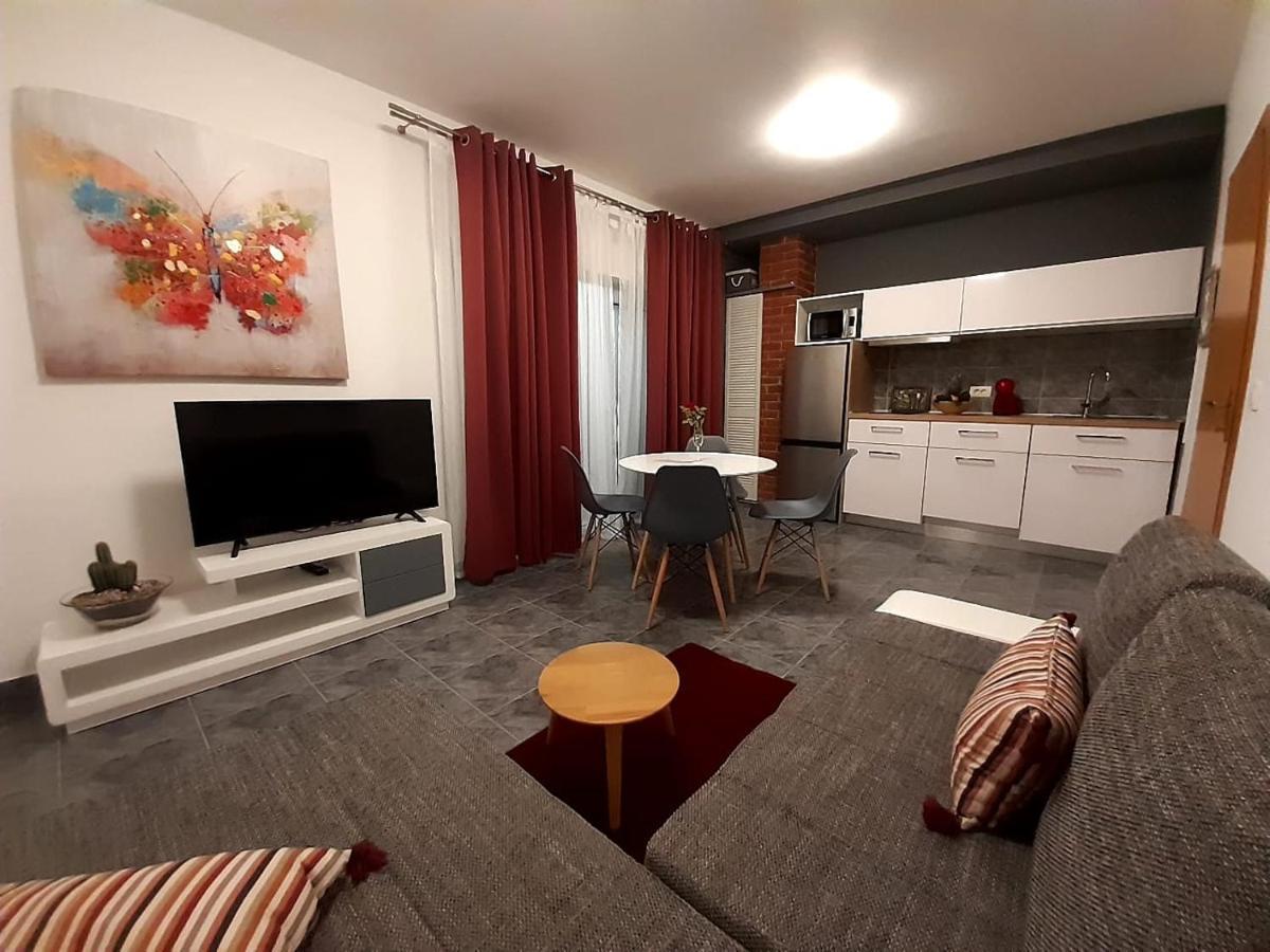 Solis Adriaticum Apartments Jasenice  Eksteriør billede